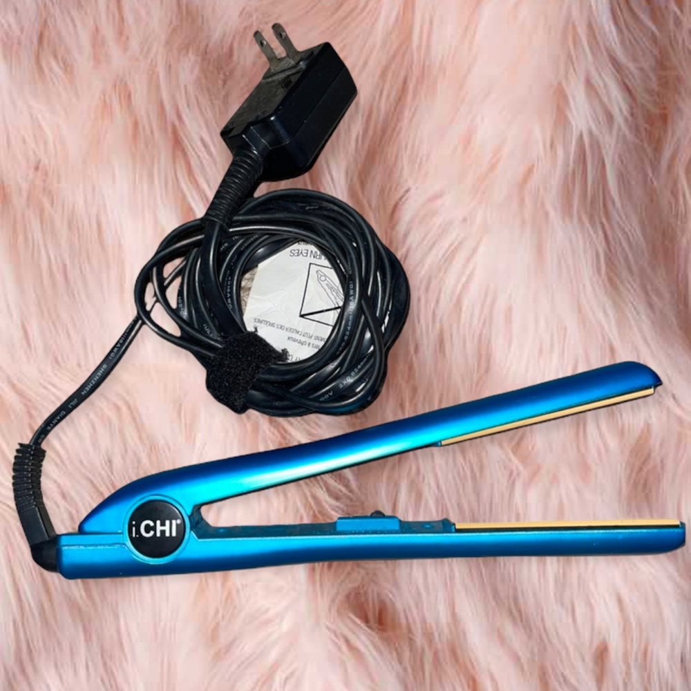CHI Hair Straightener
